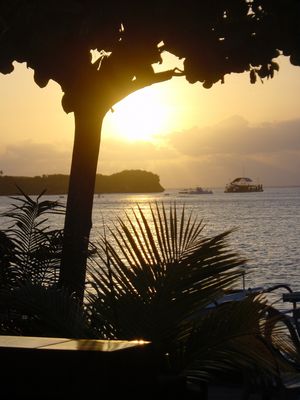 Sunset from Bungalow Number 7, Jungut Batu, Nusa Lembongan
The night at Bungalow Number 7 cost 75,000 Rupiah (about £6)
