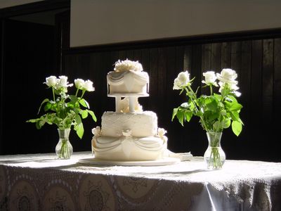 Neil and Catriona's Wedding Cake
