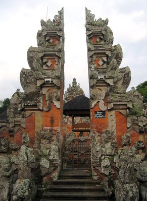 Temple entrance, Ubud
