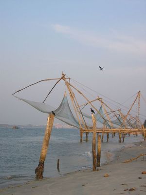 Chinese fishing nets, Kochi (Cochin), Kerala
Cantilever-operated nets at the water's edge, Fort Kochi
