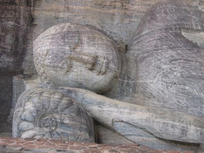 Buddha rock carving, Polonnaruwa
