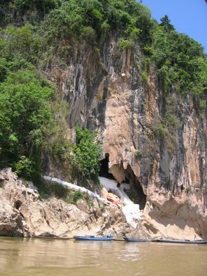 Pak Ou caves, Laos
