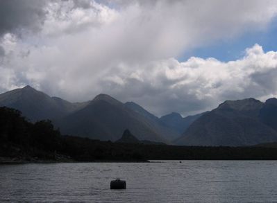 Manapouri Lake